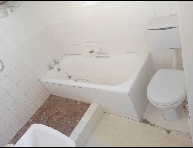 1 BEDROOM APARTMENT FOR SALE IN GQEBERHA CENTRAL